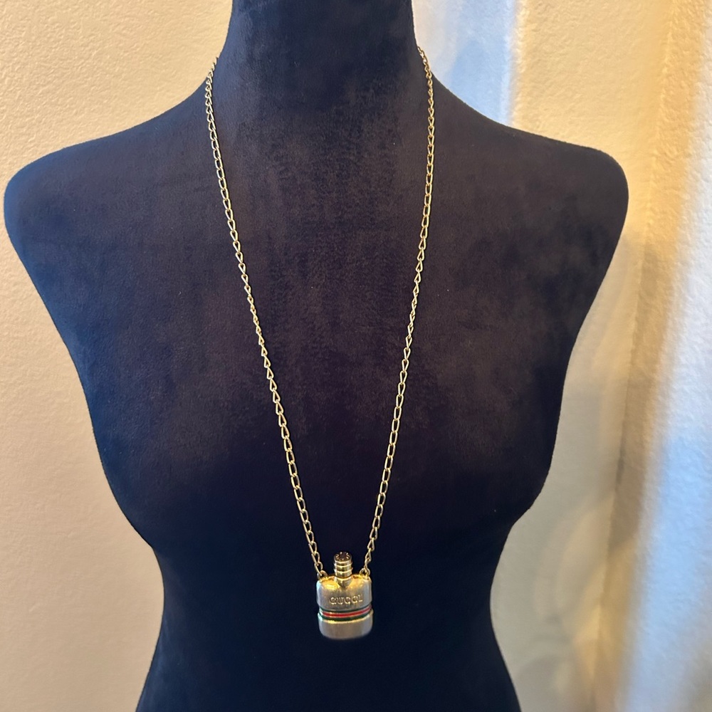 Gucci Vintage Perfume Bottle Necklace Red Green Classic Chain